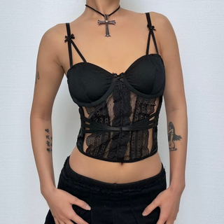 Hollow out lace hem bowknot v neck solid cut out top