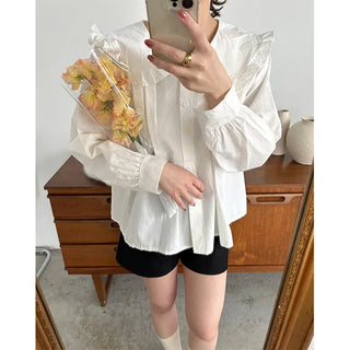 Frill collar blouse