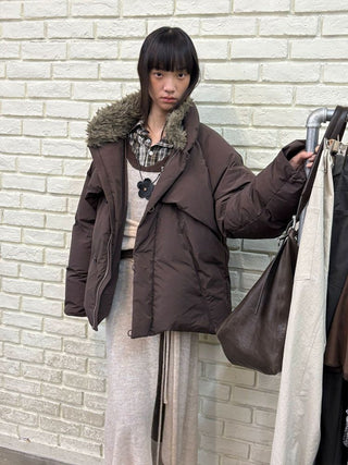 [NEVERSEEZ] Spliced Detachable Fur Collar Down Jacket