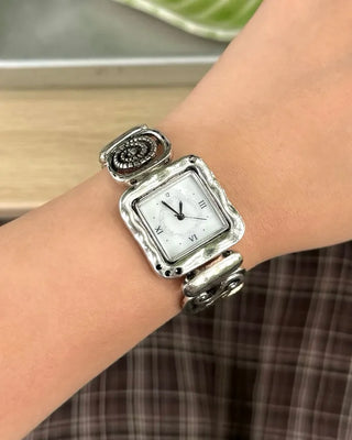 Antique Square Handwatch
