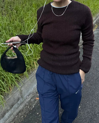 Wool Round Slim Knit