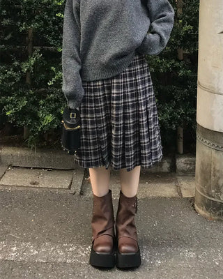 Checked pleated midi skirt