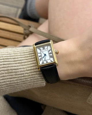 Classic Square Line Handwatch