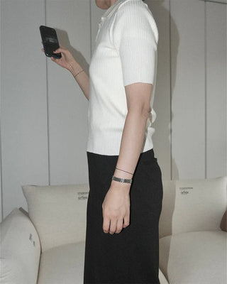 Short-sleeved knit polo shirt