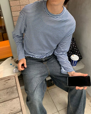 Striped round neck long-sleeved T-shirt