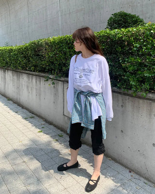 Frill Capri Pants