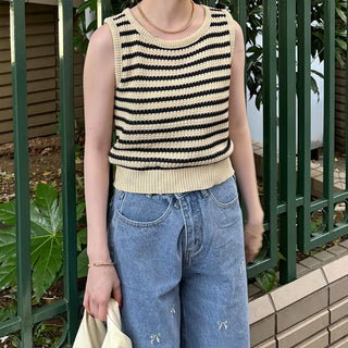 Striped knit sleeveless knit