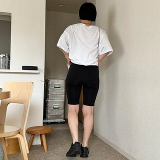 Short biker pants