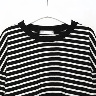 (Unisex) Semi-Oversized Border T-Shirt