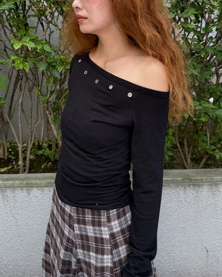Eyelet Off-Shoulder Long Sleeve T-Shirt