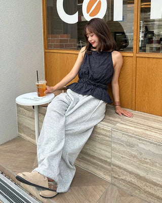 Wide-fit sweatpants