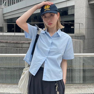 Plain cropped short-sleeved shirt