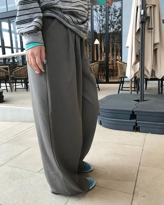 Two-pleat wide slacks
