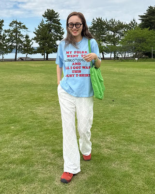 (Unisex) Two-tone lettering half-sleeve T-shirt