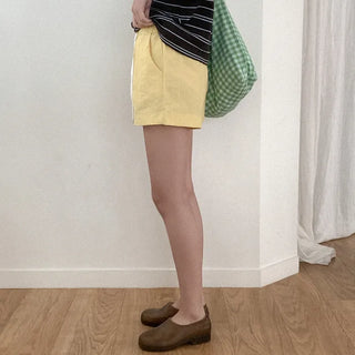 Nylon elastic shorts