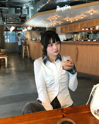 Checked two-tone gathered neck shirt