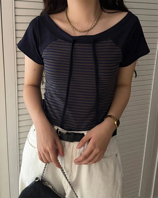 Raglan Border Off-Shoulder T-Shirt