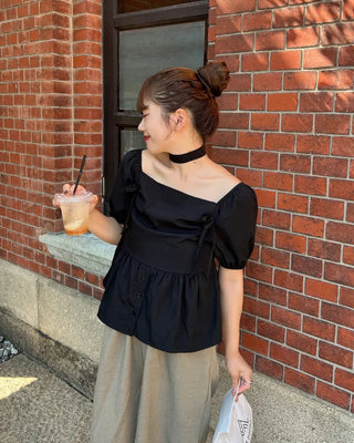 Choker Square Puff Blouse