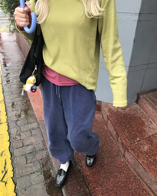 Pigmented sweatpants
