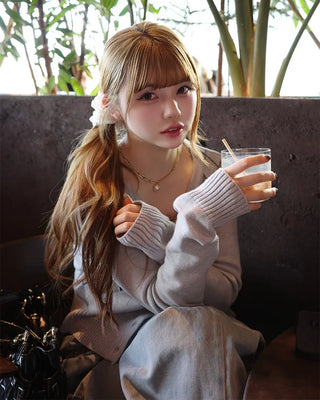 V-neck argyle crop cardigan