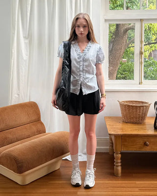 Frill puff sleeve blouse