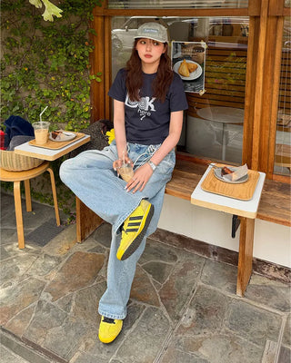 Look Print T-Shirt