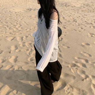 Loose, sheer beach knit