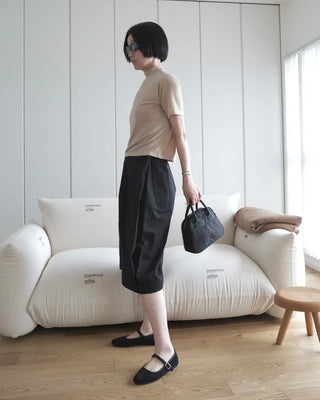 Side-tuck cotton pants