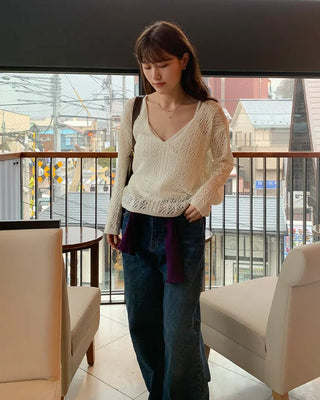 V-neck perforated knit