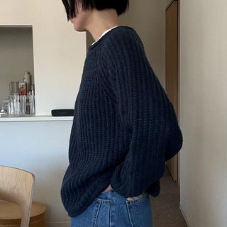 Volume round neck knit sweater