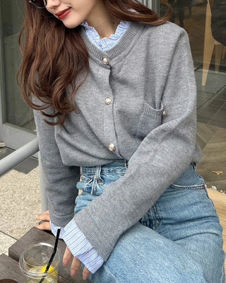 Frill-point button cardigan