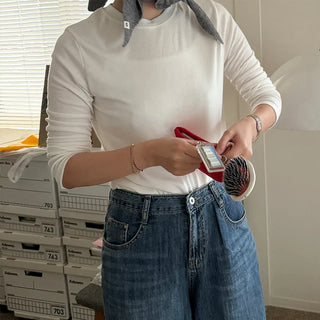 Soft basic long-sleeved T-shirt