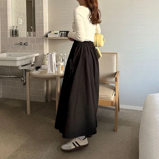 Side pocket gathered flared skirt