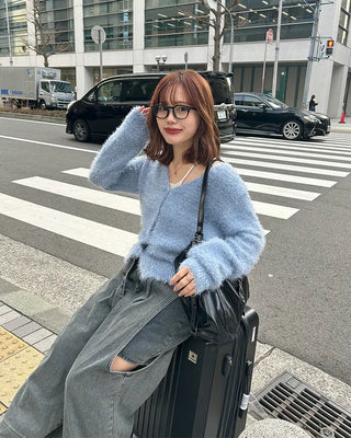 V-neck loose-fit shaggy knit