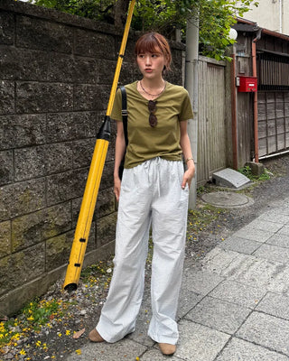 Basic round neck T-shirt