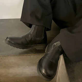 Basic Chelsea Boots