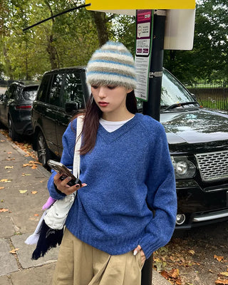 Two-tone striped knit hat