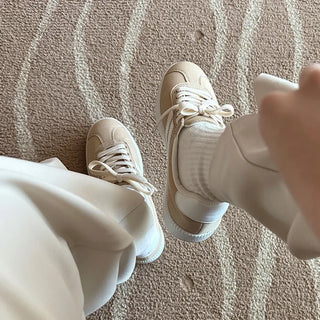 Basic sneakers