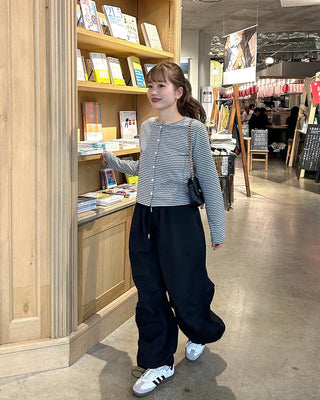 Side-tucked banded sweatpants