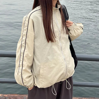 Two-tone windbreaker