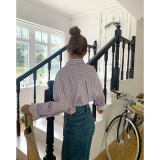 Front two-pocket striped shirt
