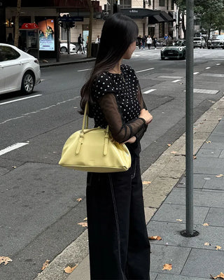 Dot lace layered short-sleeved T-shirt