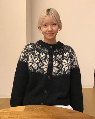 Colored Neck Nordic Knit Cardigan