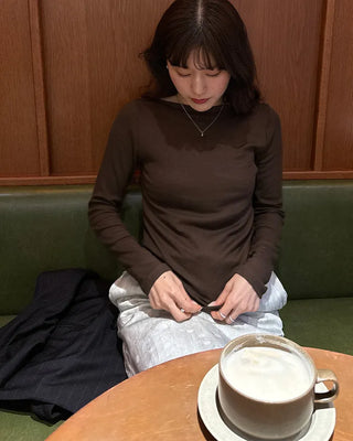 Boat neck long-sleeve top