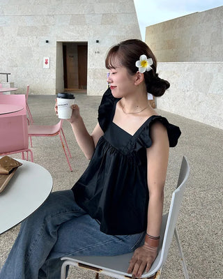 Rear Ribbon Sleeveless Blouse