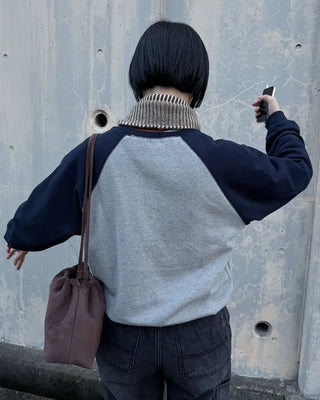 Striped muffler