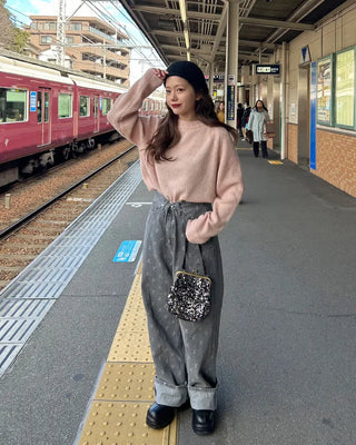 Oversized Boucle Round Knit