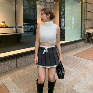 Turtleneck sleeveless fur knit