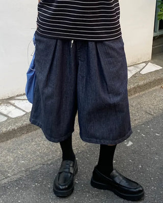 (Unisex) Pleated Wide Denim Bermuda Shorts