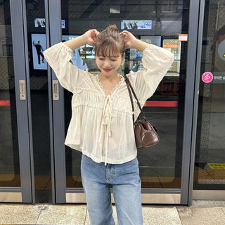 Lace long-sleeved blouse
